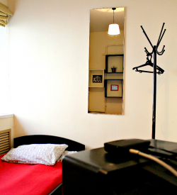 Двухместный номер с двумя односпальными кроватями и ТВ
